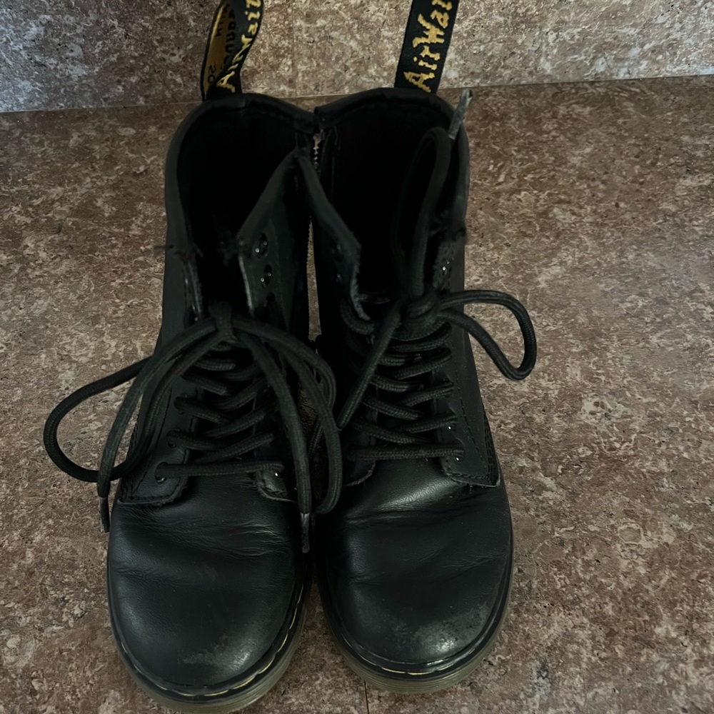 Kids Dr Martens